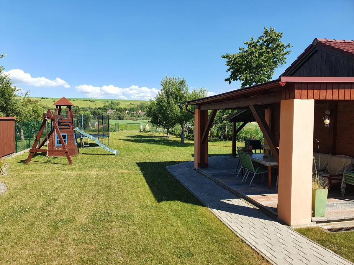 Sarmir Apartmany 보브로벡 외부 사진